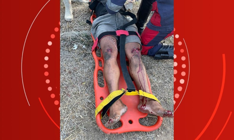 Homem fica ferido após acidente na BA-409 — Foto: Divulgação/Águia Resgate