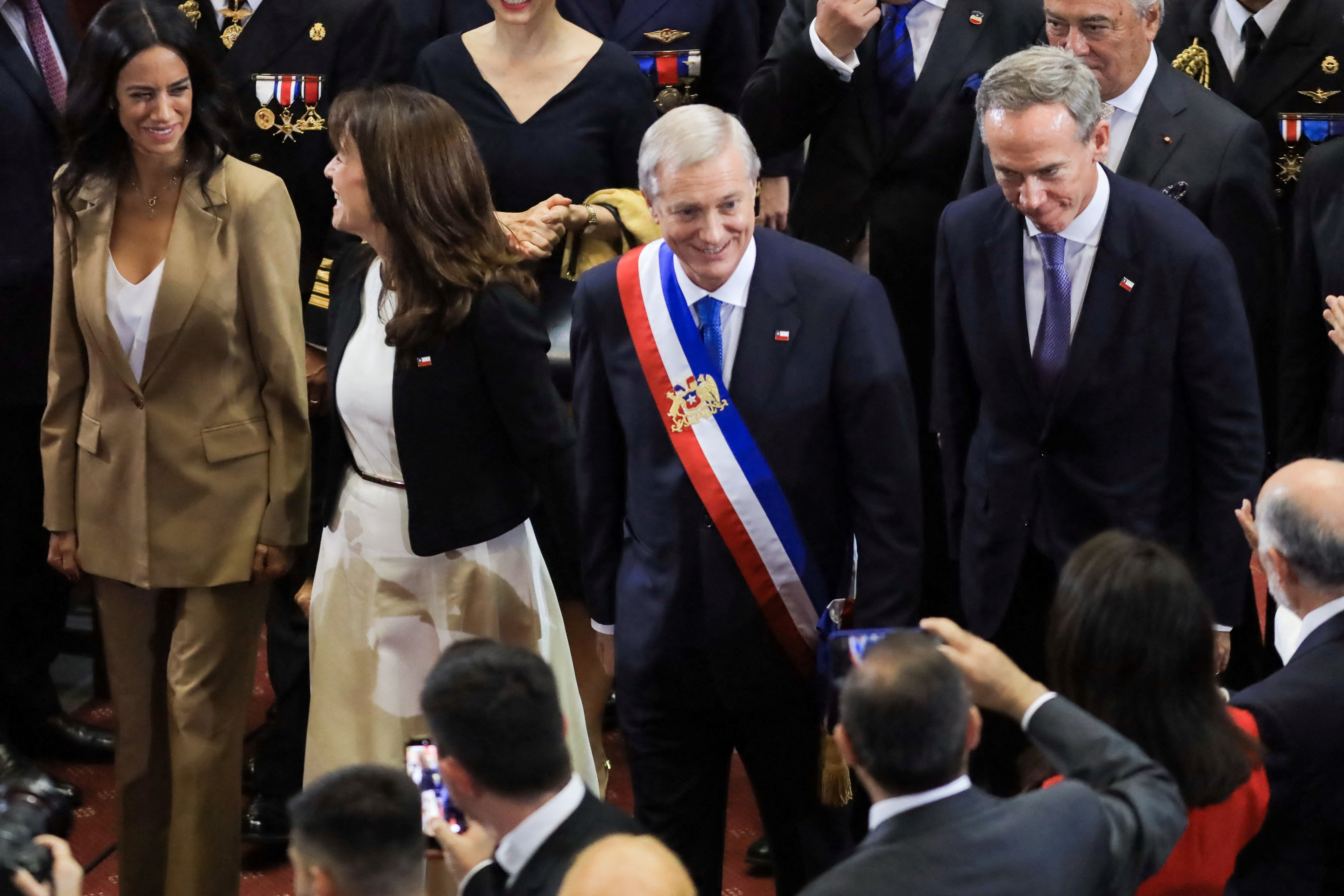 Kast toma posse como presidente no Chile; país vê guinada mais radical à direita desde Pinochet