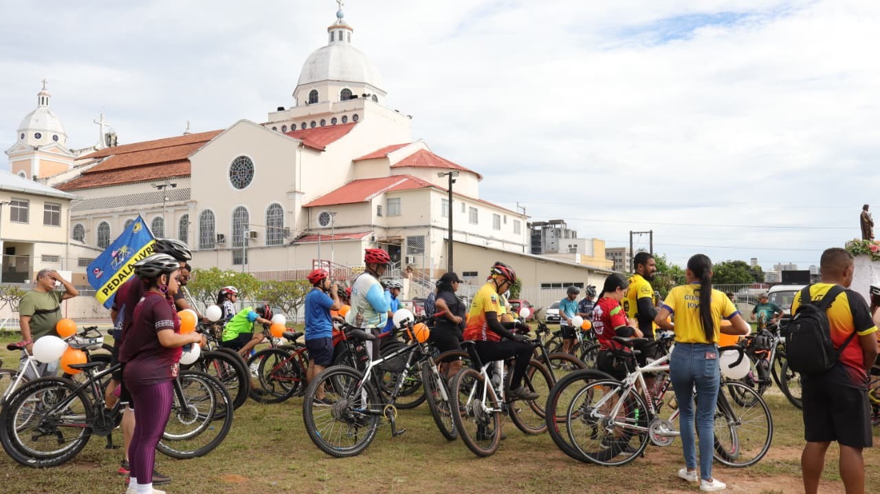 Fiéis participam de ciclo romaria de São José em Manaus