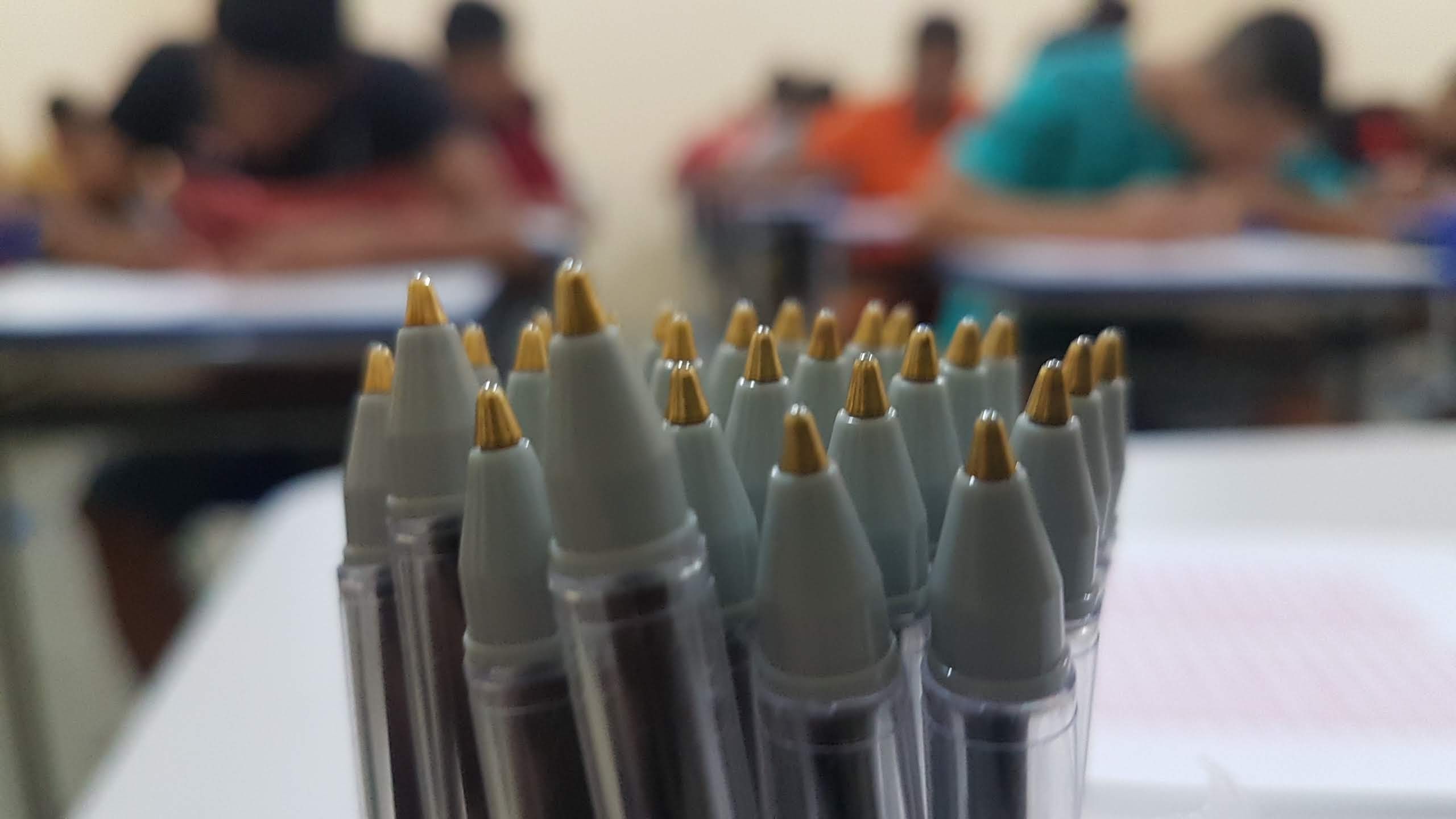 Vagas para aplicadores de prova do Enem pagarão até R$ 864 por dia; veja quem pode se inscrever