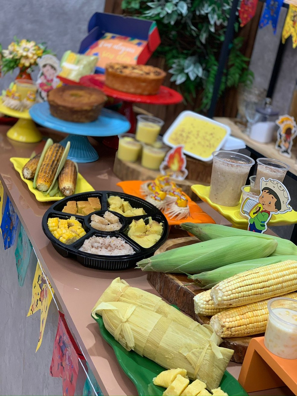 Comidas juninas são feitas por Edilma — Foto: Cedida