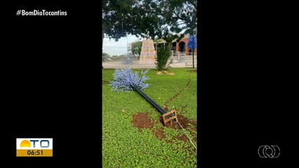 TV Anhanguera flagra vandalismo em decoração de Natal na Praça dos Girassóis