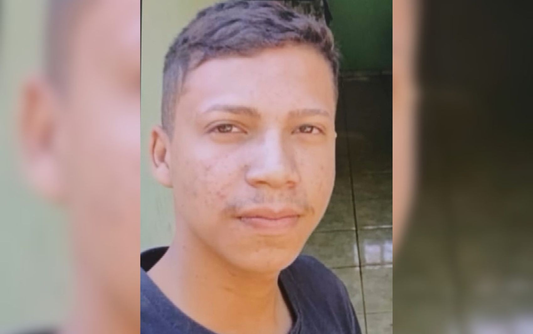 Jovem morre um dia após o aniversário ao ser atingido por moto e ir parar embaixo de carro; vídeo