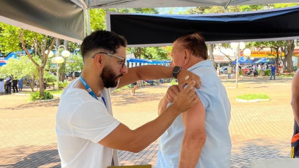 Limeira terá Dia D de vacinação contra gripe em shoppings, praça e UBSs