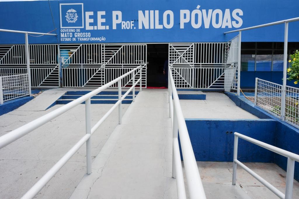 Feto é encontrado durante limpeza em escola desativada de Cuiabá  