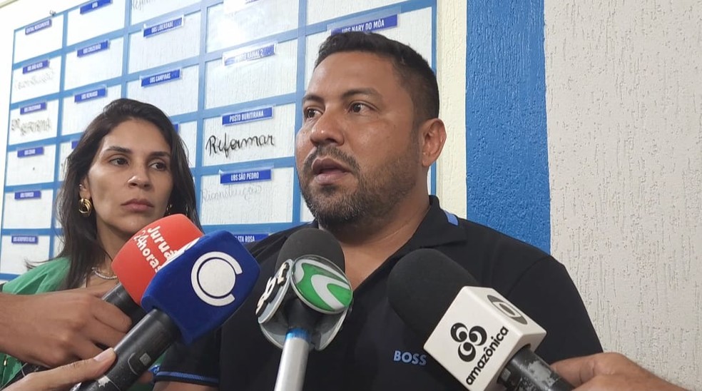 Secretário de Saúde de Cruzeiro do Sul, Áureo Neto, e a coordenadora regional da Sesacre, Diani Carvalho, falaram sobre os casos de Doença de Chagas — Foto: Reprodução/Rede Amazônica Acre