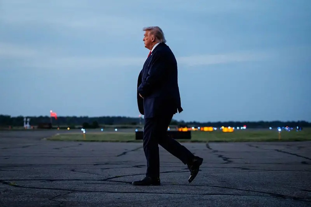 Donald Trump manifesta apoio ao candidato Abelardo De La Espriella nas eleições da Colômbia