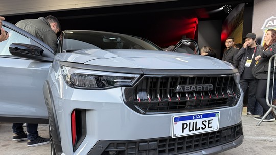 Fiat atualiza Pulse Abarth com novo visual e mantém motor turbo do Fastback - SUV compacto é um dos poucos carros esportivos em sua faixa de preço e motor supera o desempenho do Nivus GTS em mais de 35 cv.