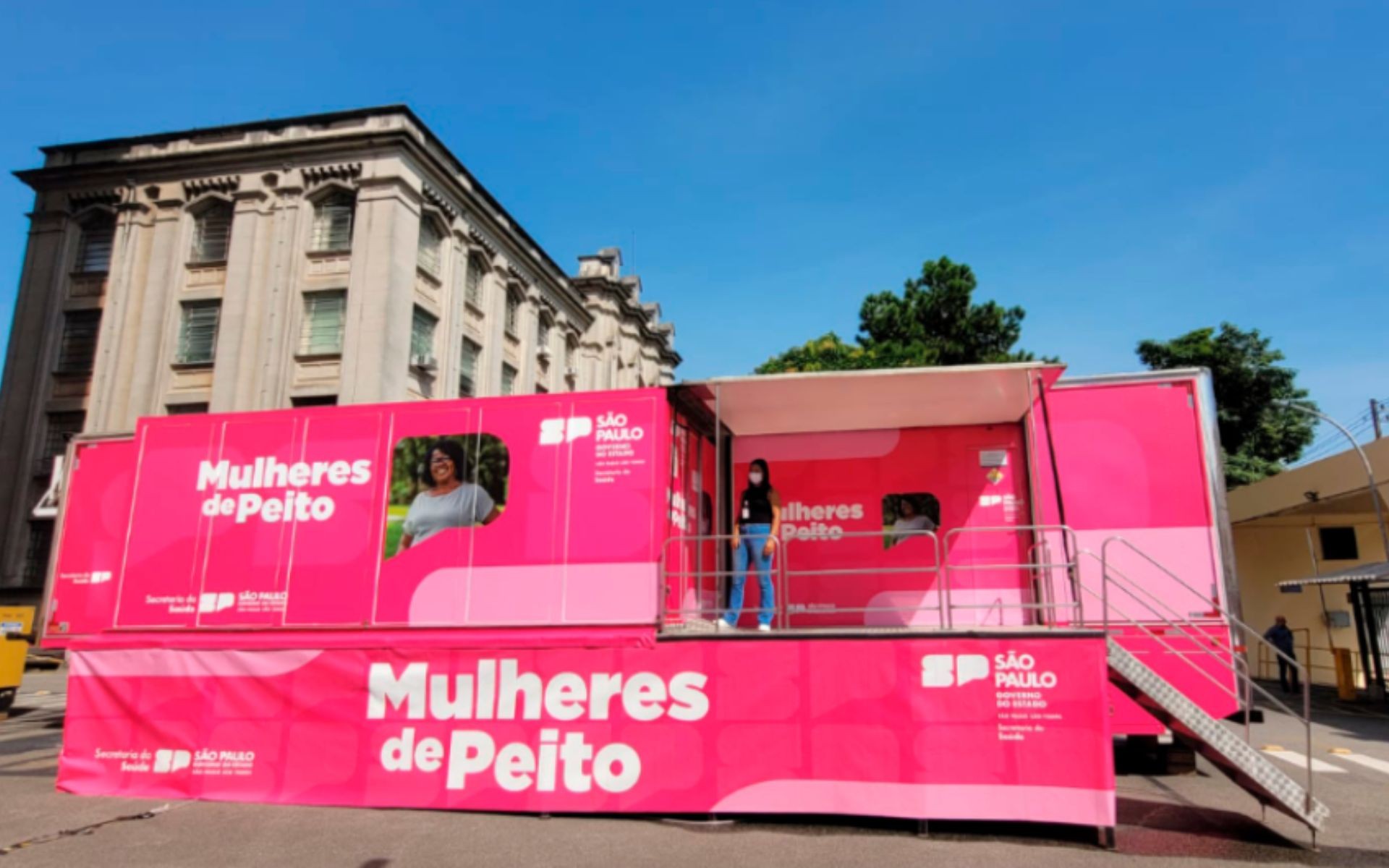 Carretas de mamografia oferecem exames gratuitos a mulheres no interior de SP; veja quais são os locais