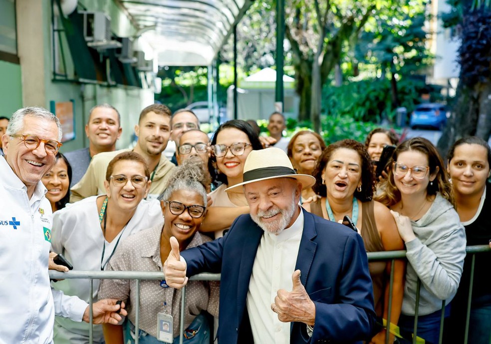 Lula durante Visita à ENSP para acompanhamento de implante anticoncepcional. — Foto: Ricardo Stuckert/ Presidência da República