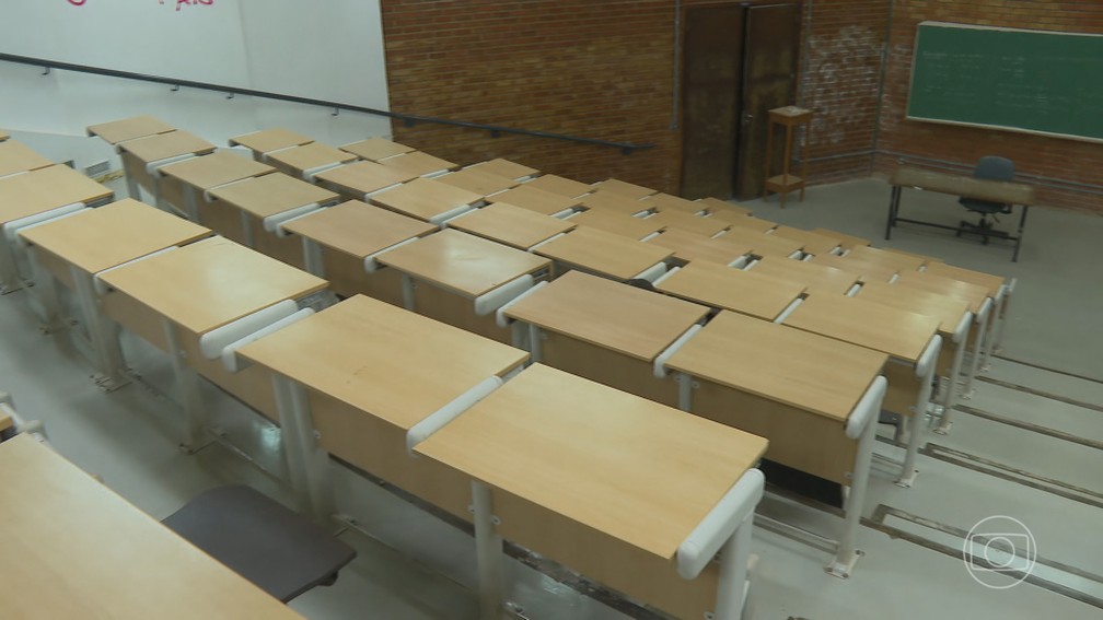 Depois de quase 3 meses de greve em universidades federais, Lula anuncia investimentos e pede o fim paralisa&ccedil;&atilde;o &mdash; Foto: Jornal Nacional/ Reprodu&ccedil;&atilde;o