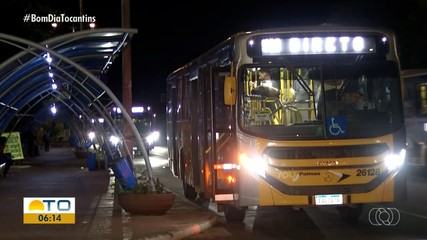 Passageiros do transporte público reclamam da falta de pontos de recarga da carteirinha