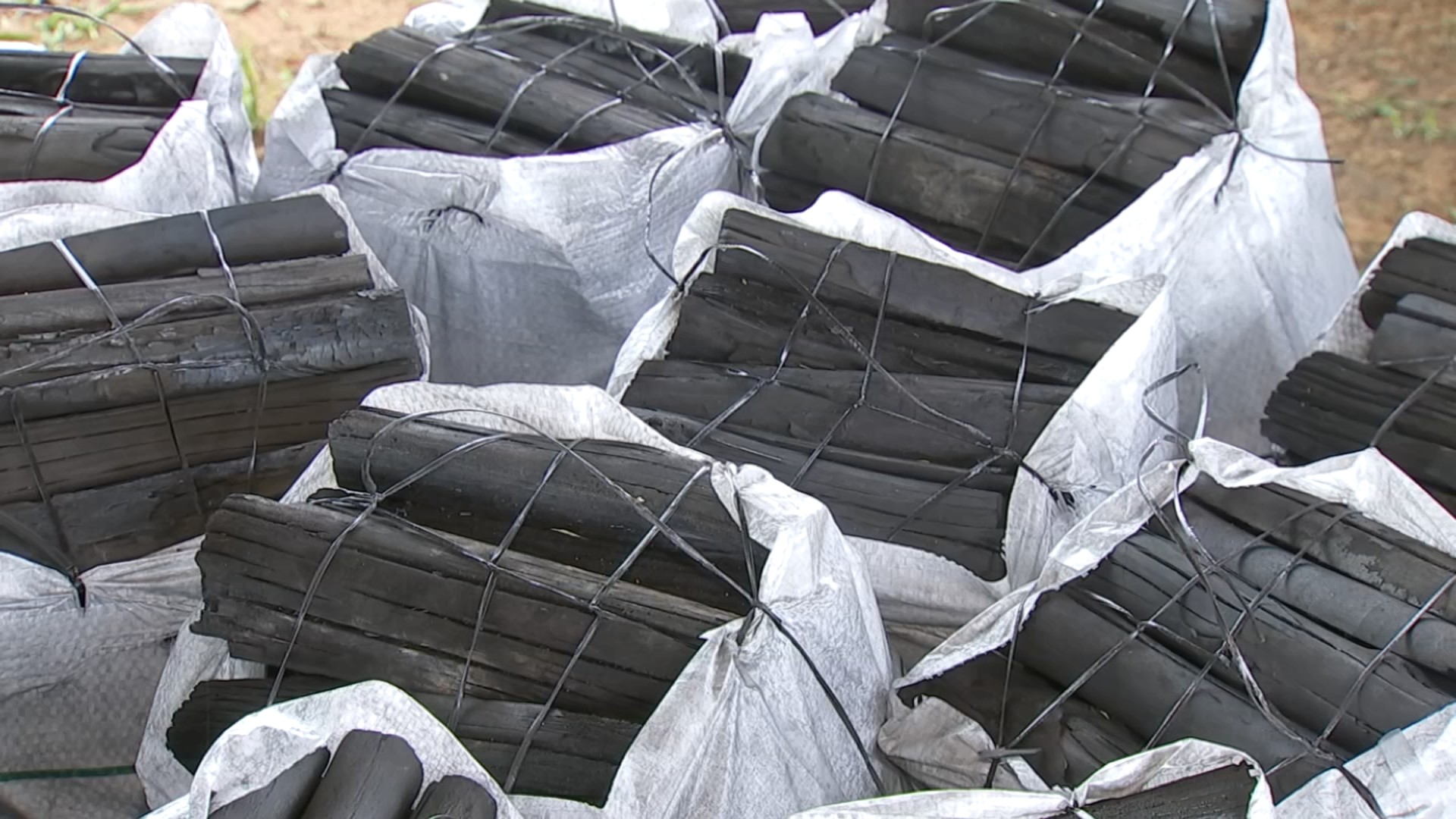 Homem tem 60% do corpo queimado ao tentar acender churrasqueira com álcool em Juiz de Fora