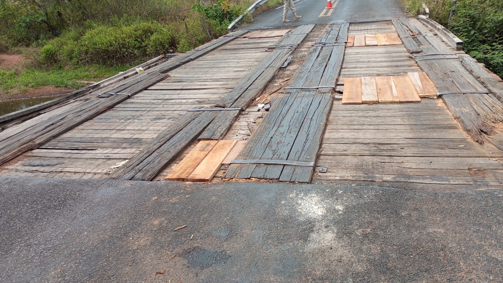 Trecho da BR-222 é interditado para manutenção de ponte no Norte do Piauí; obra deve durar dois dias