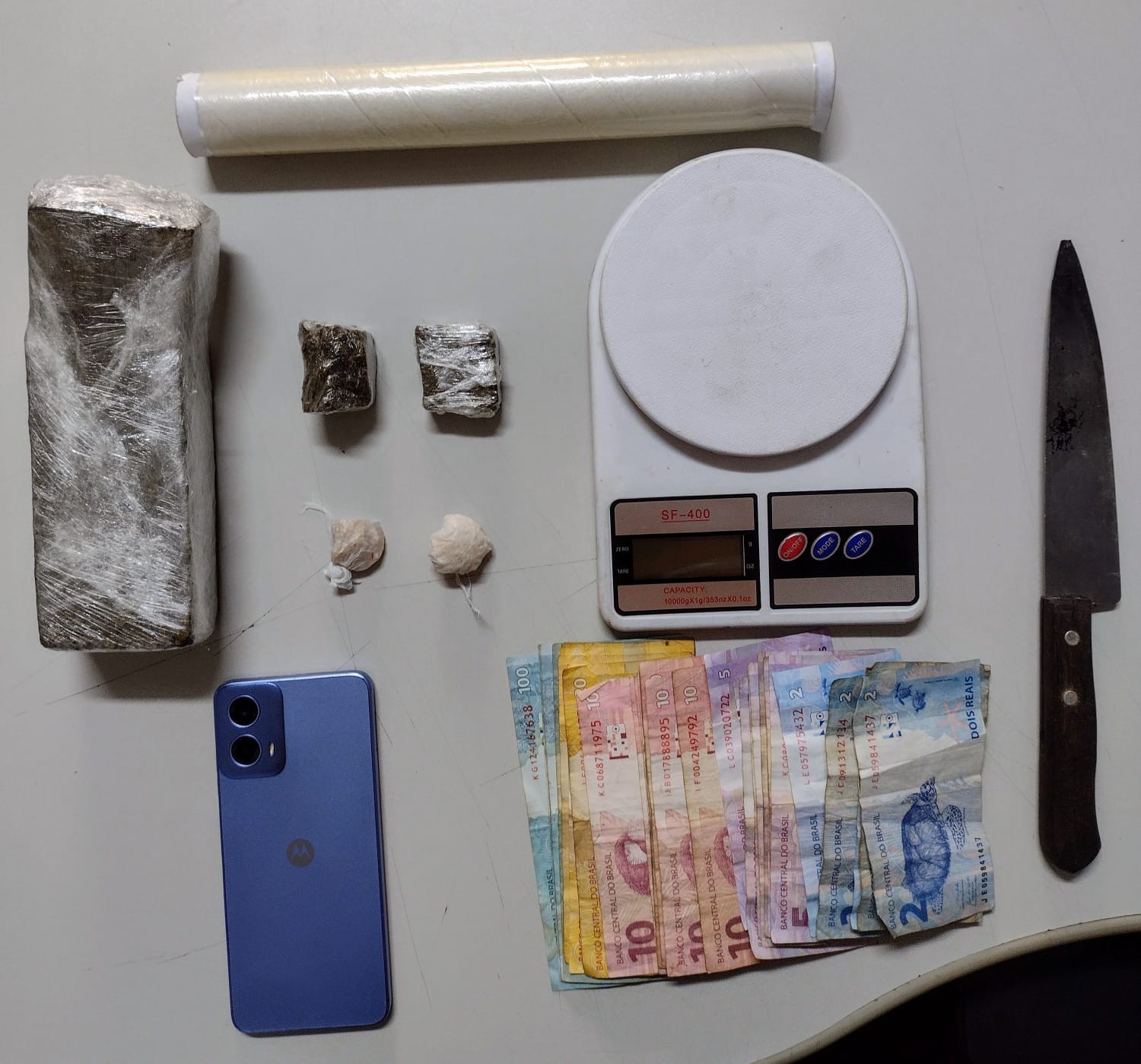 ‘Chama’: após postar story em rede social com pedaço de maconha, homem é preso em flagrante por tráfico de drogas