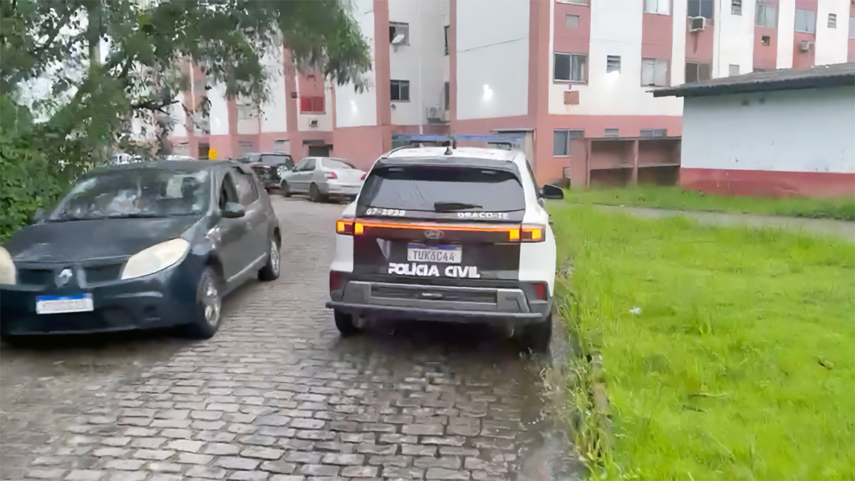 Operação mira milícia de Juninho Varão; grupo extorquia de moradores de condomínio de Nova Iguaçu e ameaçava expulsá-los