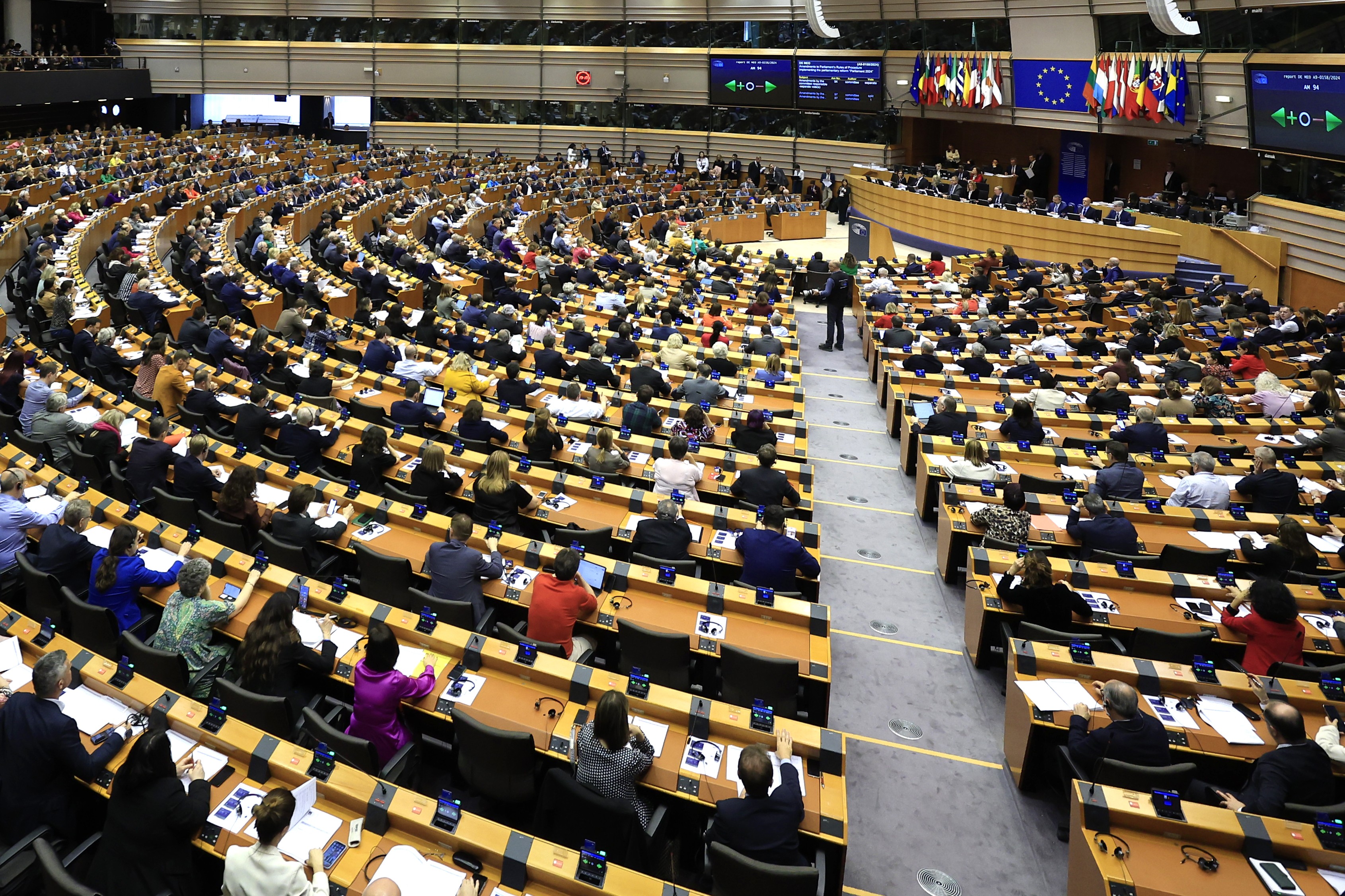 O que é o Parlamento Europeu e quais são as funções dele na União Europeia
