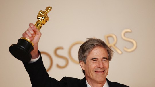 Walter Salles será homenageado no Academy Museum Gala 2025 - Brasileiro vencedor do Oscar será celebrado em evento do Museu da Academia, no dia 18 de outubro. Além dele, Penélope Cruz, Bruce Springsteen e Bowen Yang serão homenageados.
