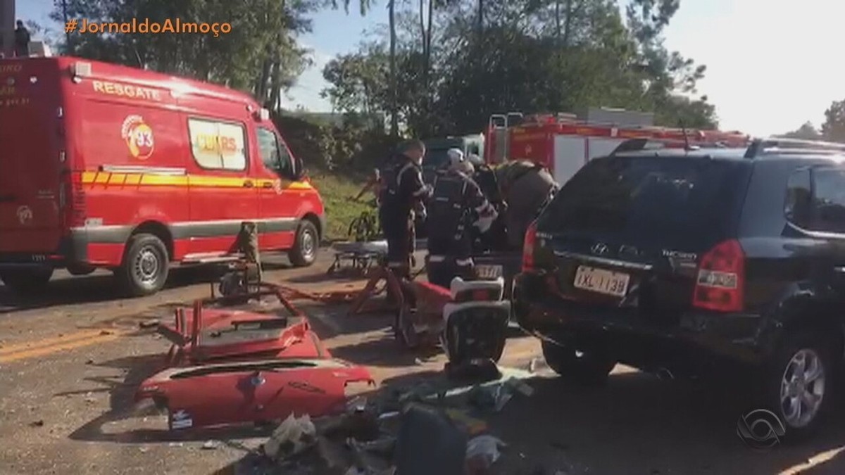 G1 - 'Inexplicável', diz mãe de jovem ferida após explosão de secador no RS  - notícias em Rio Grande do Sul