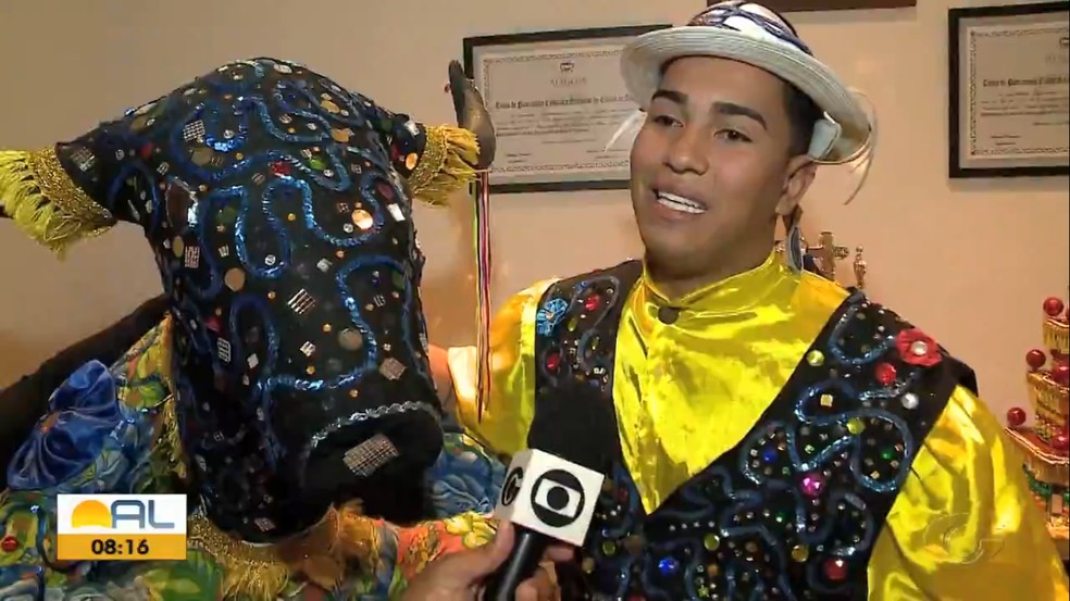 Karlos Jorge é atual vaqueiro que conduz Boi Canário, mantendo a tradição viva — Foto: Reprodução/ TV Gazeta