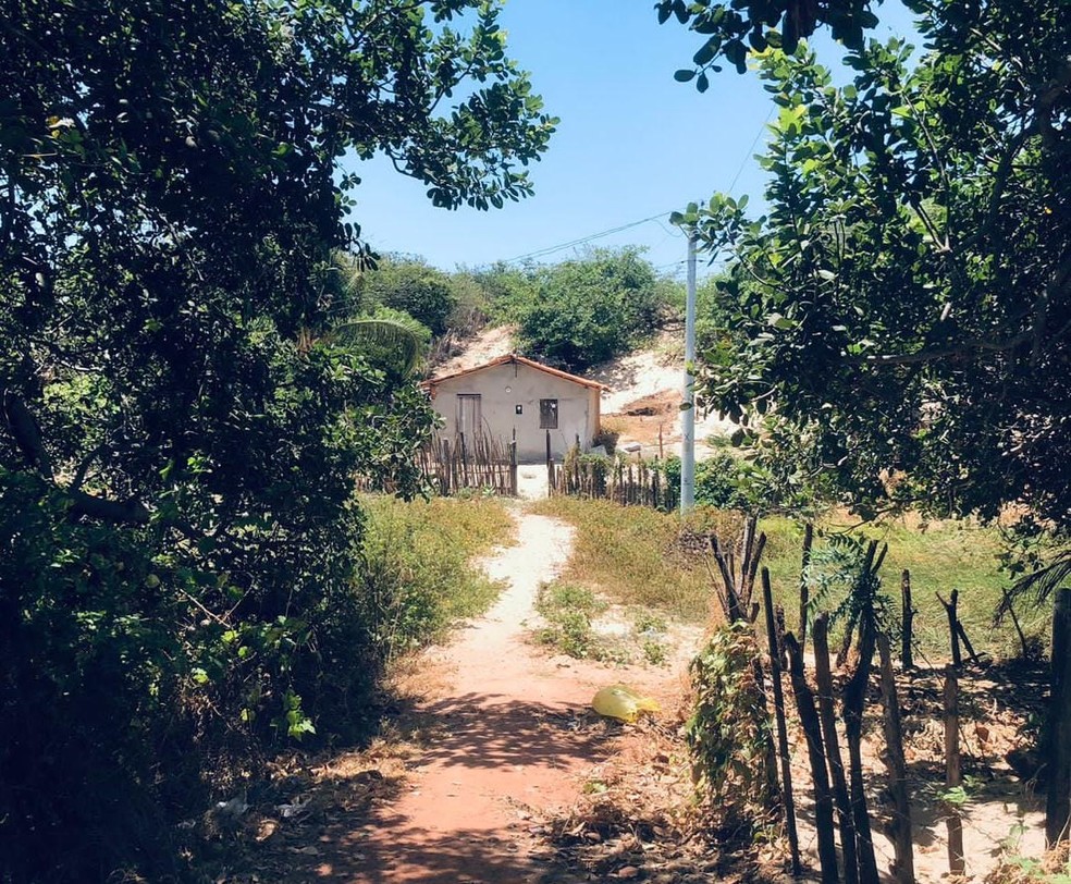 Adolescente de 17 anos é encontrada em casa invadida por criminosos no litoral do Piauí — Foto: Polícia Militar