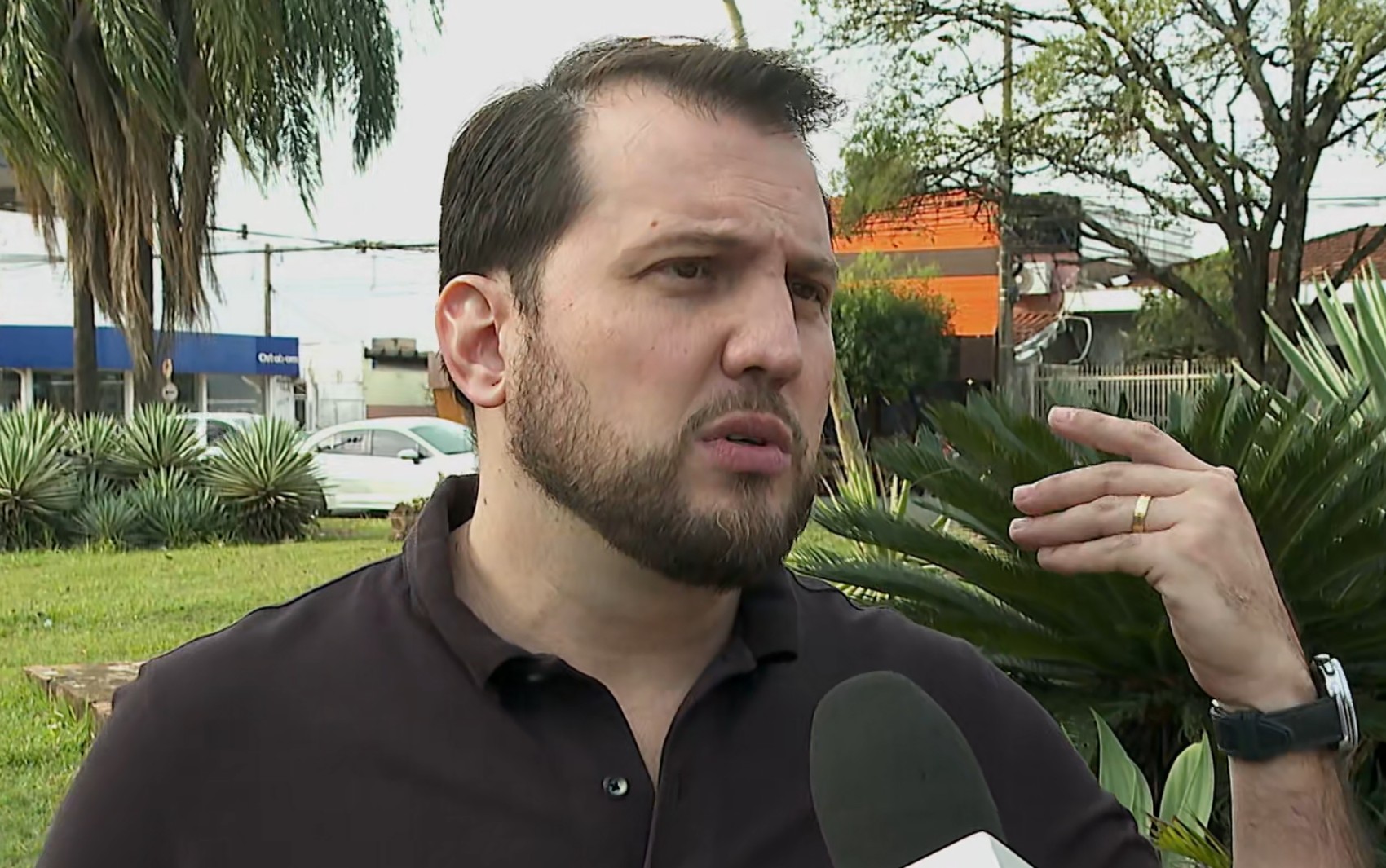 'Não teve medo em momento nenhum', diz empresário sobre mulher que invadiu carro, furtou cartões e fez compras em SP
