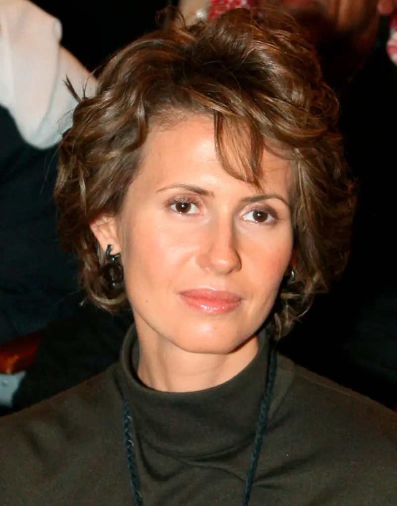 Quem é Asma al-Assad, esposa do presidente deposto da Síria, Bashar al-Assad?