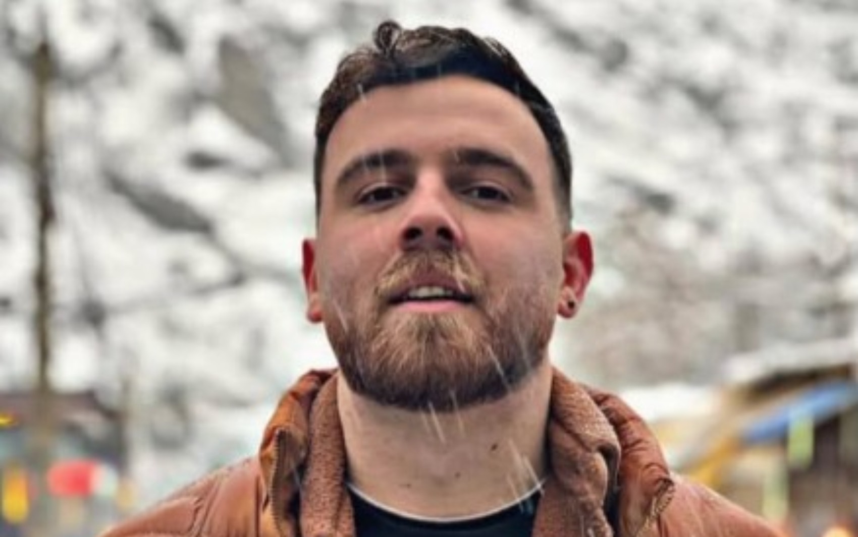 Jovem com execução marcada no Irã não teve advogado, e família só foi autorizada a visitá-lo por 10 minutos, dizem parentes