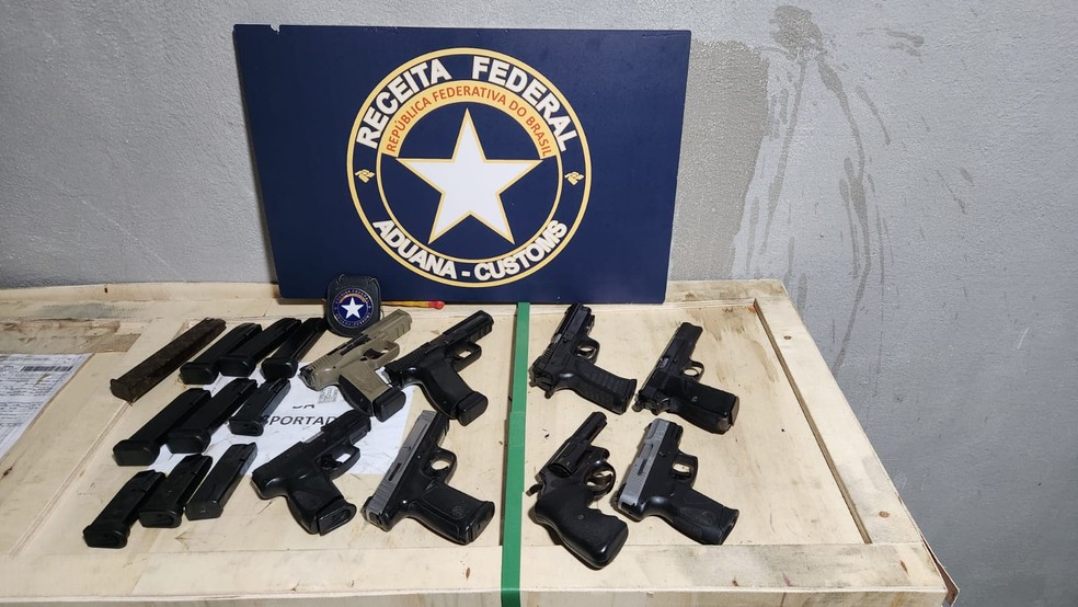 Receita Federal apreende armas traficadas do Rio de Janeiro para Fortaleza — Foto: Receita Federal/Divulgação