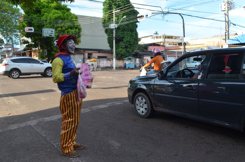 Já acionei os advogados, conversei com o pessoal do bairro, vamos queimar  pneus e fechar a avenida, quero meu dinheiro : r/farialimabets