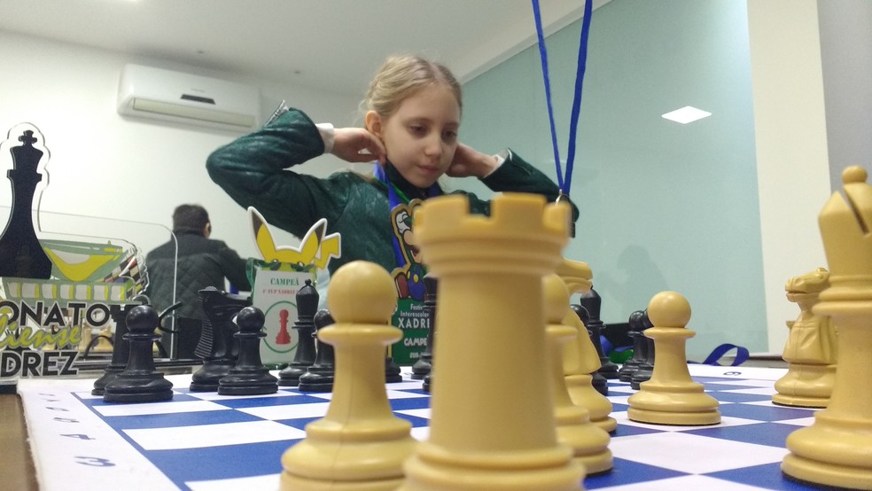 Aluno de Ceilândia cria vaquinha para participar de Mundial de Xadrez