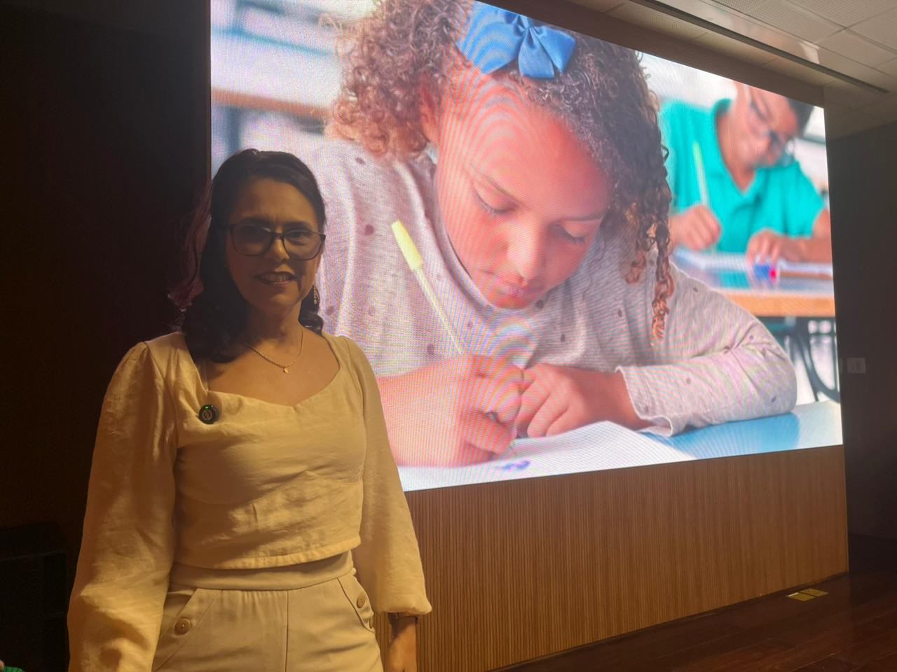 Documentário mostra trajetória de professora do Pará indicada ao Prêmio LED