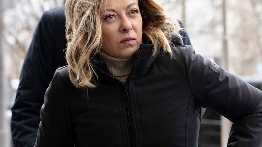 Primeira-ministra da Itália Giorgia Meloni é alvo de fotos manipuladas em site de conteúdo adulto; portal foi fechado - O portal phica, com 200 mil usuários, exibia fotos de mulheres retiradas de TVs e redes sociais em montagens obscenas e explícitas, incluindo violência simulada contra elas.