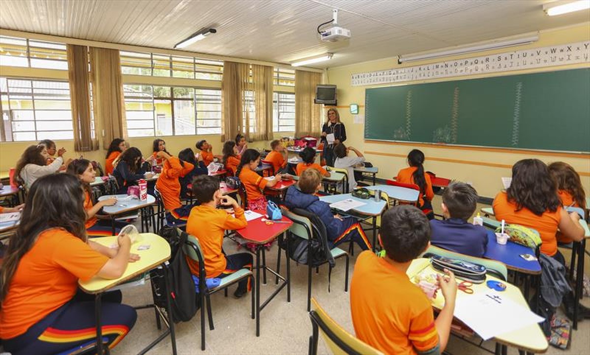 COOPERJOVEM: Alunos de escola de Curitiba mostram em desenhos o