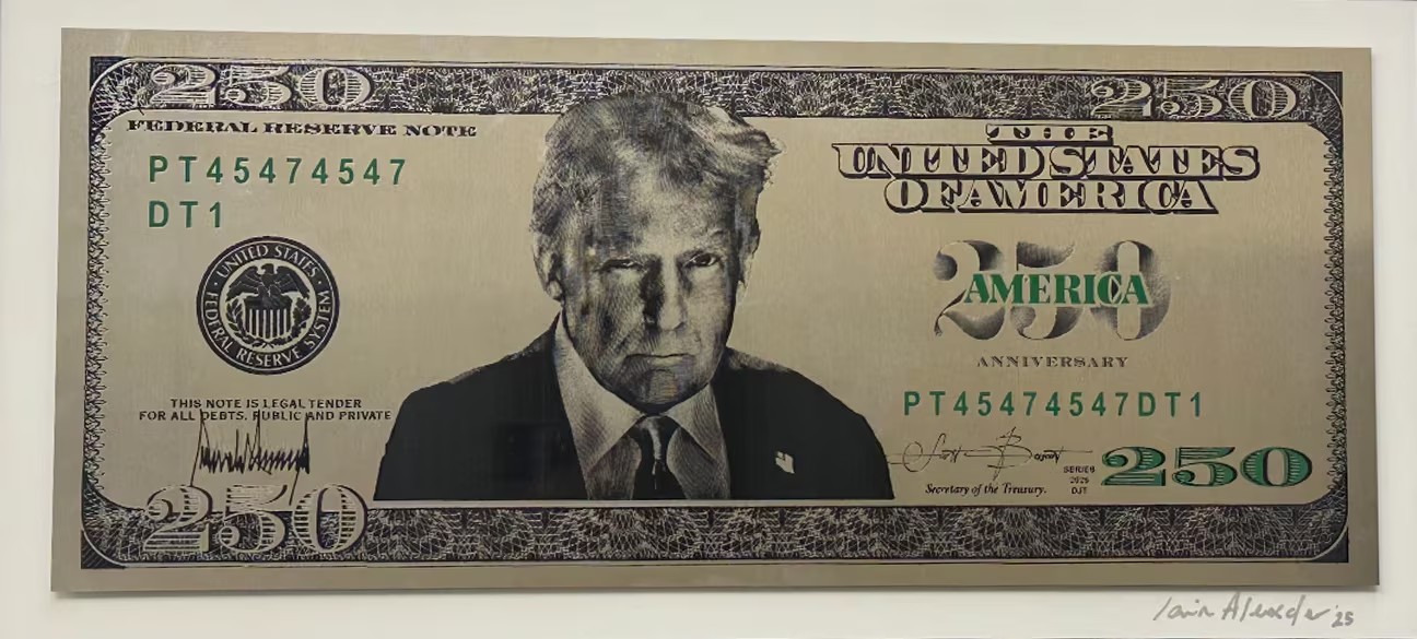Governo Trump pressiona por criação de nota de US$ 250 com o rosto do presidente, diz jornal