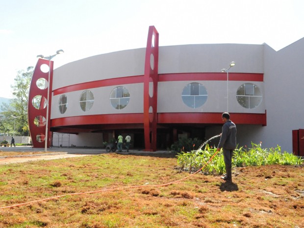 Cubatão abre 120 vagas para cursos da Oficina de Teatro Anilinas; saiba como se inscrever