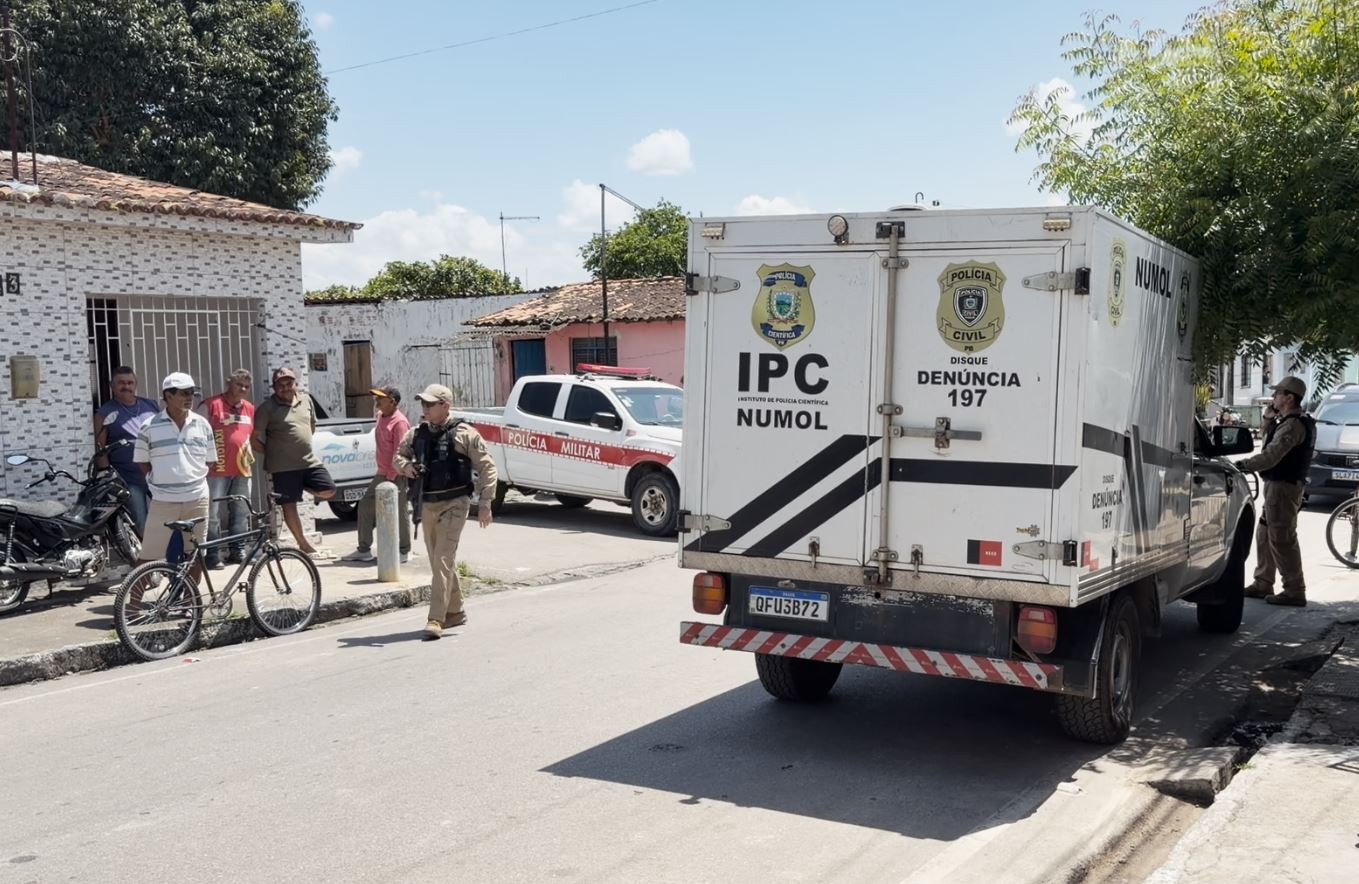 Mulher é morta a tiros dentro de casa, em Pedras de Fogo; polícia investiga feminicídio