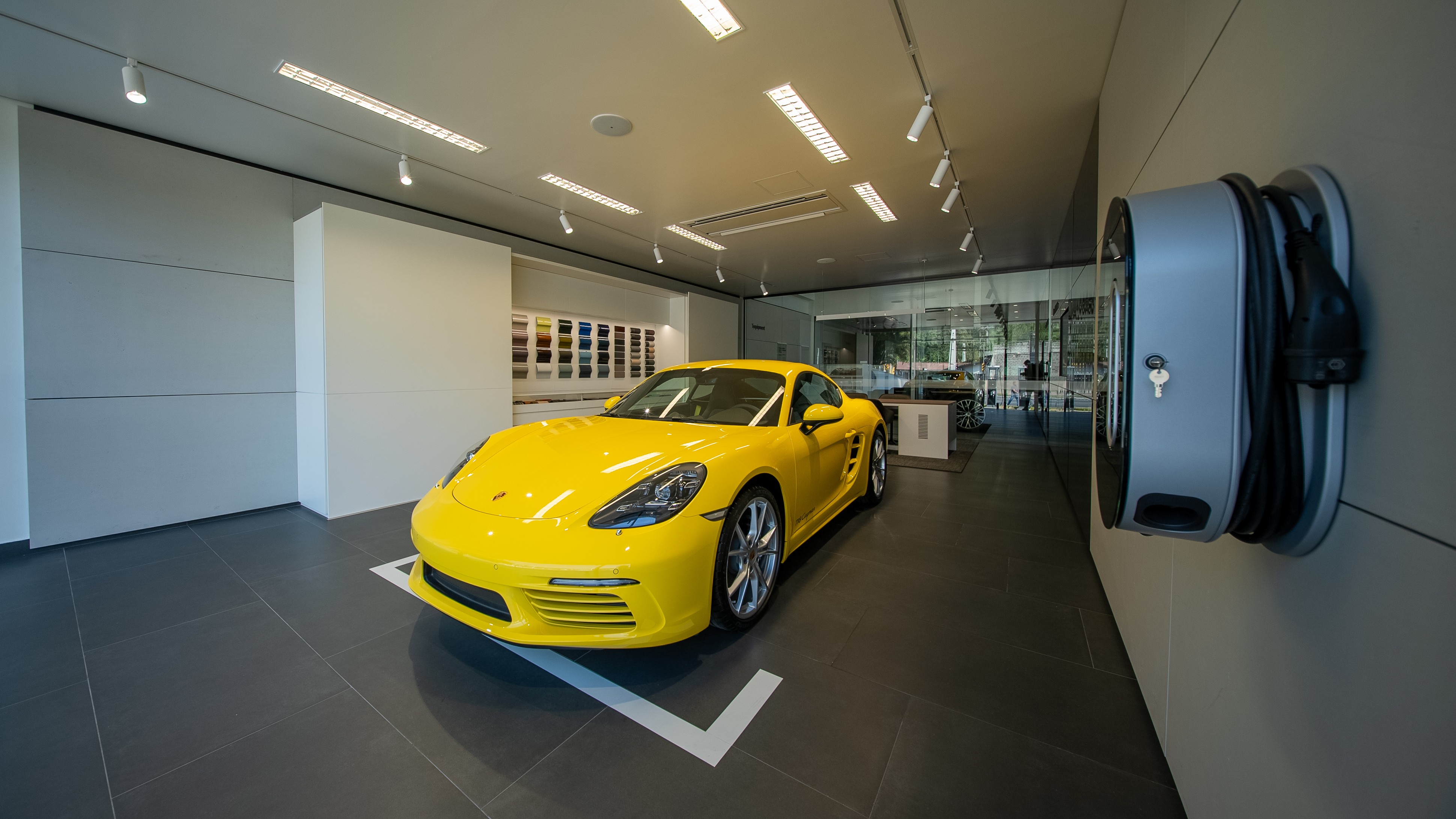 Pós-venda Stuttgart, o padrão técnico alemão de excelência Porsche em SC