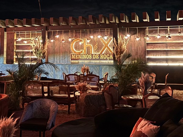 Bastidores do ensaio geral para a grava&ccedil;&atilde;o do DVD &ldquo;Meninos de Ro&ccedil;a&rdquo;, novo projeto da dupla sertaneja Chit&atilde;ozinho e Xoror&oacute;. &mdash; Foto: B&aacute;rbara Camilotti/g1