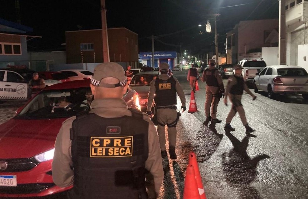 Operação Lei Seca em Santa Cruz, RN — Foto: CPRE/Divulgação