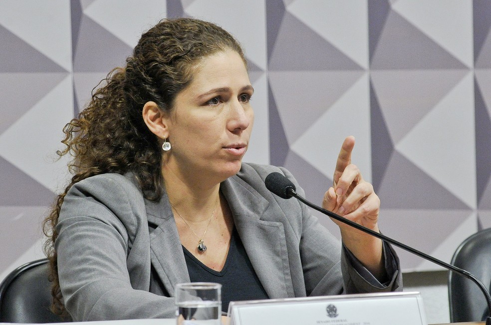 Ministra da Gestão e Inovação, Esther Dweck — Foto: Geraldo Magela/Agência Senado
