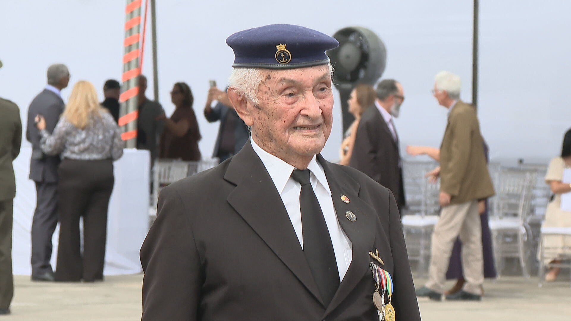 'Orgulho ter saído vivo': veterano de 103 anos é homenageado em evento dos 81 anos do fim da 2ª Guerra Mundial no Rio