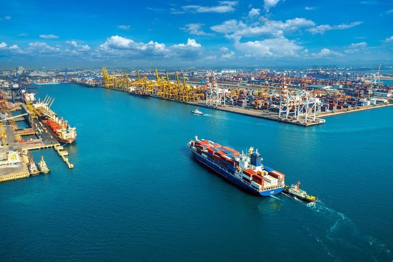 Produtos da Amazônia passam a ter rota direta para a China via Porto de Santana, no Amapá