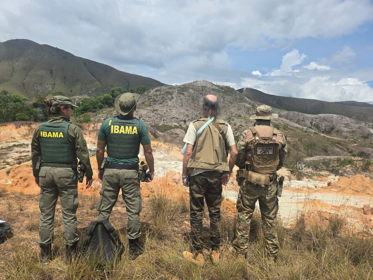 PF destrói equipamentos do garimpo ilegal na Raposa Serra do Sol