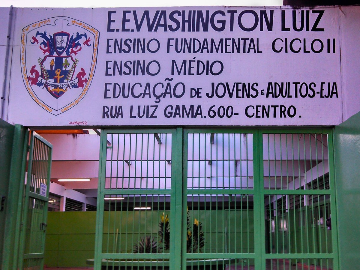 Adolescente é internado após ser ferido com canivete em escola no interior de SP