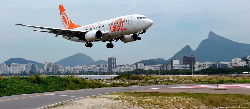 Apenas cerca de 2% dos municípios brasileiros mantêm serviço aéreo regular. — Foto: Foto: picture alliance/Joker/H. Khandani via DW