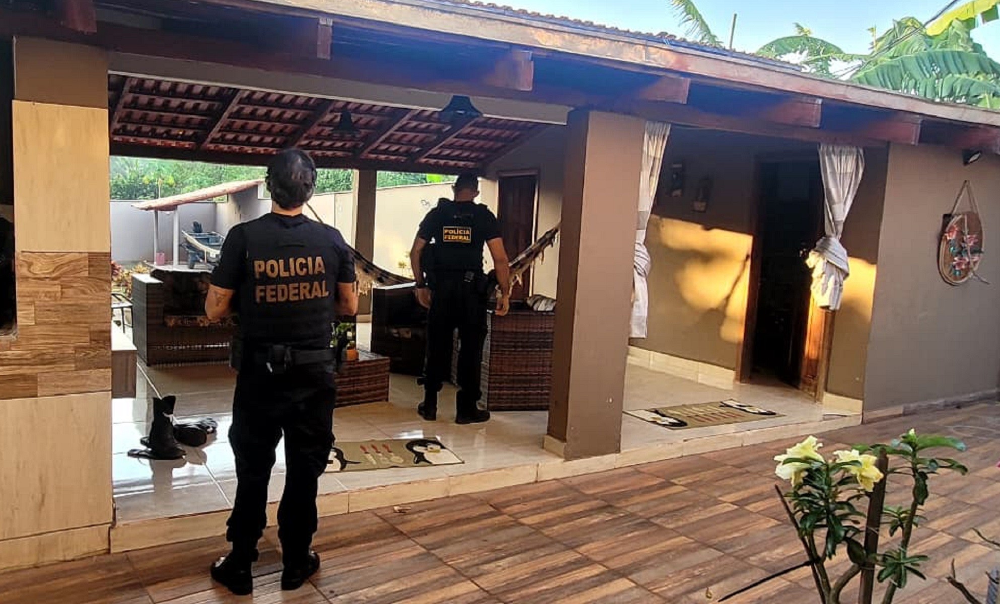 Investigados sacavam dinheiro público e faziam pagamentos por boletos a terceiros para desviar recursos, diz Polícia Federal