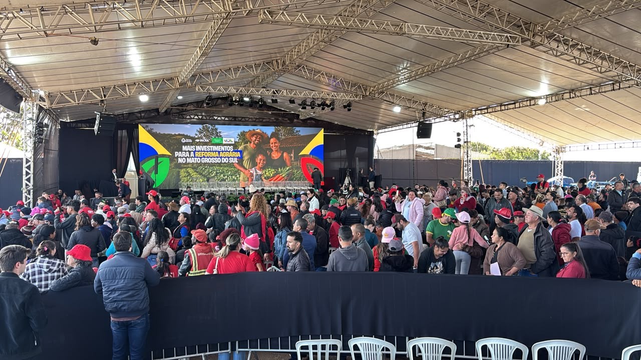 Em Ponta Porã, Lula entrega títulos definitivos a quase 3 mil famílias do Assentamento Itamarati