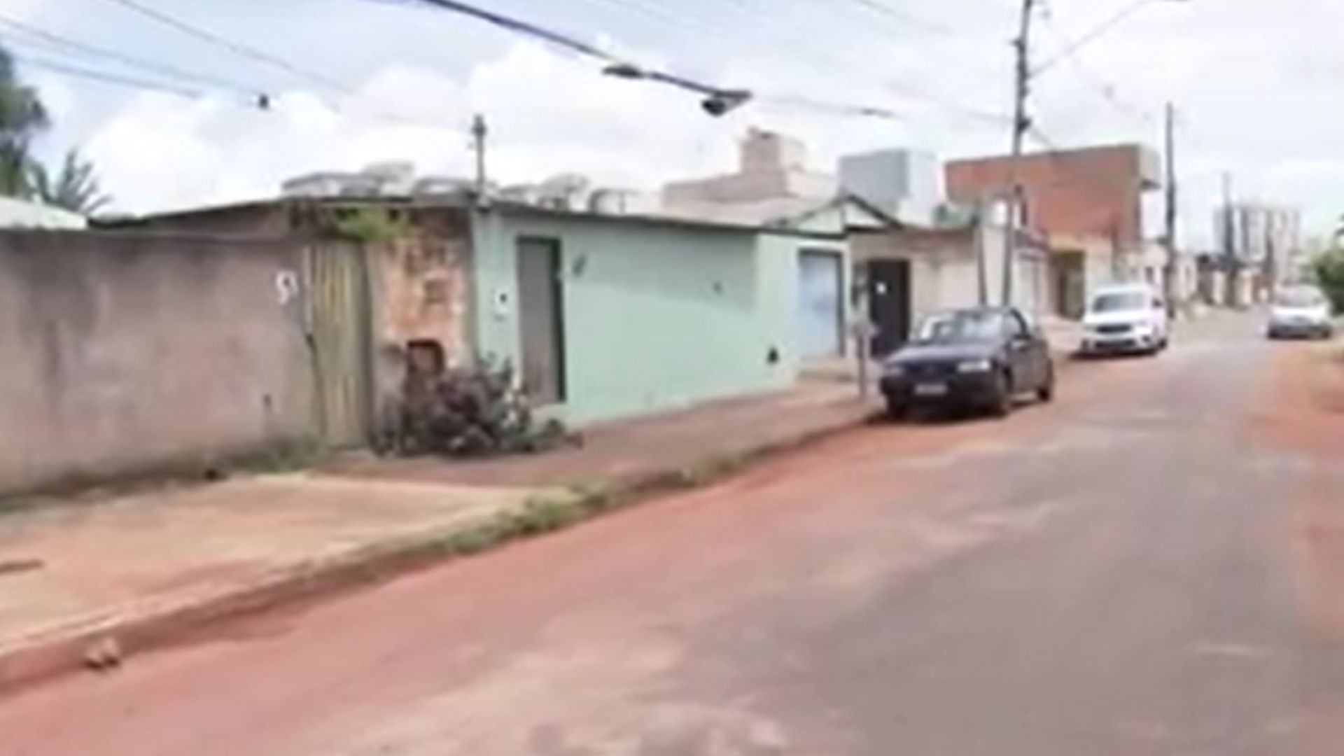 Tráfego de caminhões é restringido após gás metano no subsolo do bairro Residencial Integração, em Uberlândia