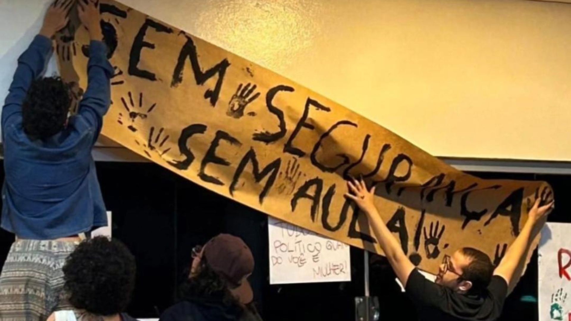 VÍDEO: Homem é preso após importunar estudante no Campus Pontal da UFU, e universitários protestam por segurança